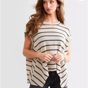 Buckle Striped Short Sleeve Knit Top